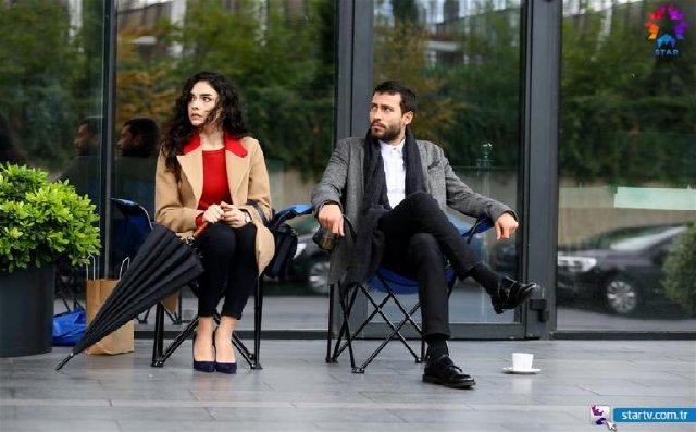 Afișul serialului Secretele vietii serial turcesc dragoste