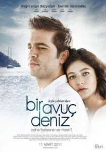 Afișul serialului Un strop de mare(Bir Avuc Deniz) artistic 2011