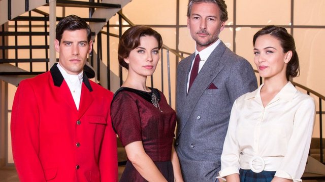 Afișul serialului Paradisul femeilor serial italian drama, romantic, psiho, pentru femei