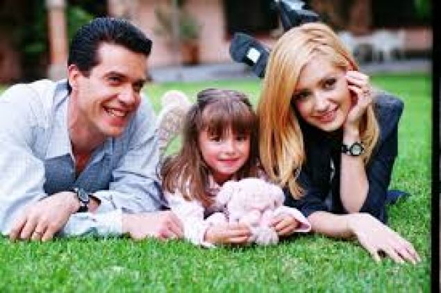 Afișul serialului Ingerasul (Carita de angel) telenovela mexicana drama, comedie, muzical, romantic