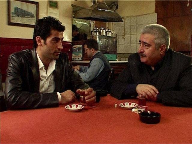 Afișul serialului Amurg